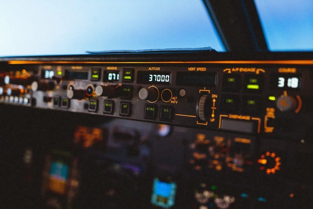 How To Become An Airline Pilot. Airline Pilot Salary. Boeing 737 Cockpit.